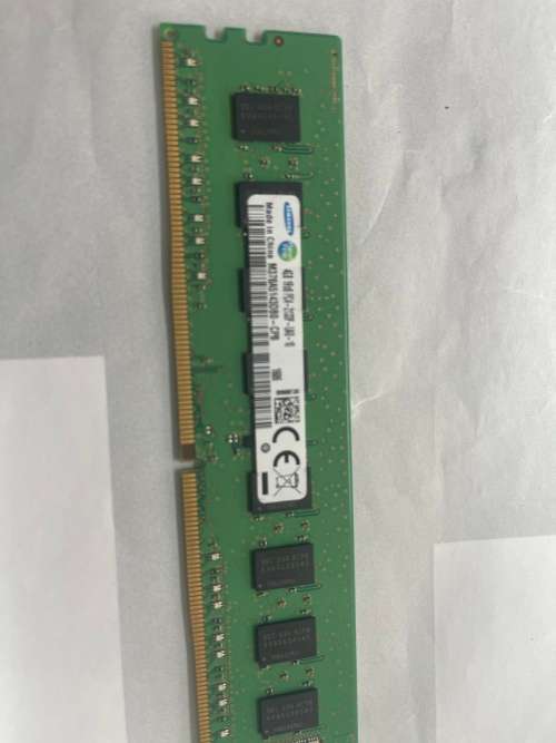 SAMSUNG 4GB DDR 4  DIMM  RAM