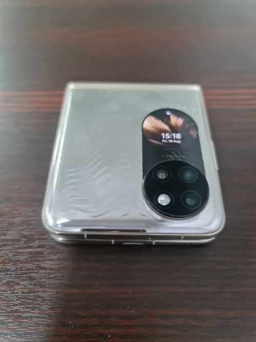 Huawei P50 Pocket 256GB preowned
