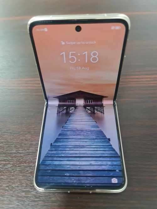 Huawei P50 Pocket 256GB preowned