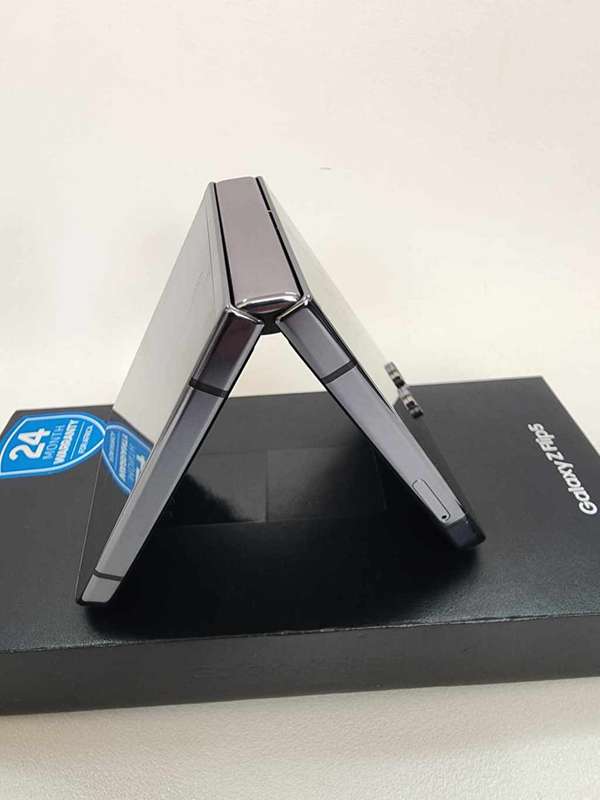 Samsung Z Flip 5 256GB preowned