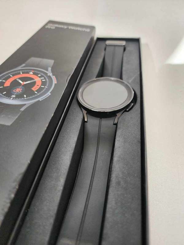 Samsung Watch 5 Pro GPS only 45mm preowned