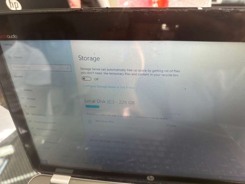 HP ENVY - Laptop - Core i7 - 6 GB Ram -  226 GB Storage - Beats Sound- Please read