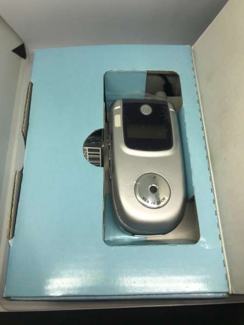 Retro Flip Phone - Motorola V220