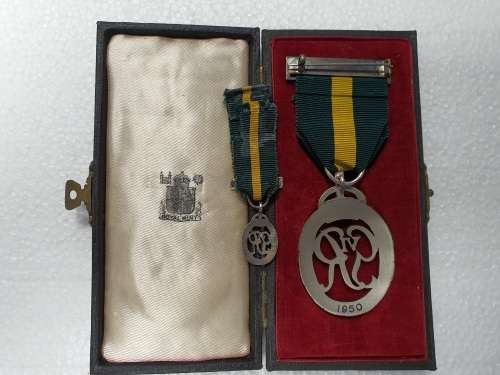 Efficiency Decoration Elizabeth II Issue - Bar Territorial & Miniature in Royal Mint Case