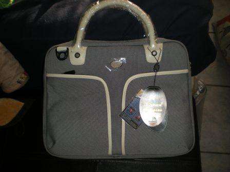 Crazy Wednesday!! - Stunning Kingsons Laptop Bag for laptops up to 13.3 inch