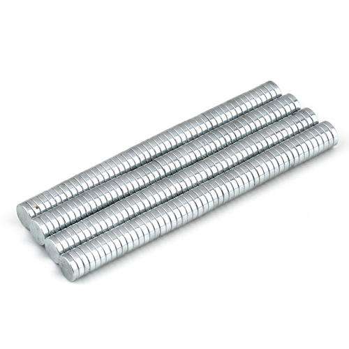 Make and Play Range, 200pcs Neodymium Disc 1/4 x 1/16 inch Super Strong Rare Earth Magnet 6x1.5mm