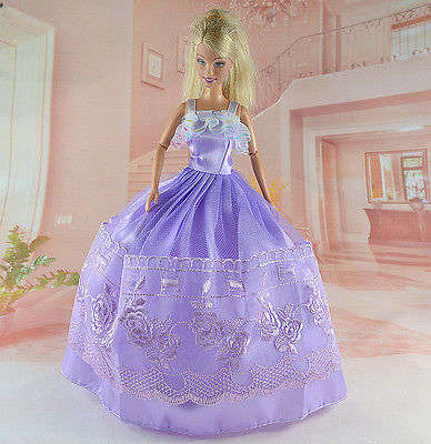 Barbie Fashion House -  Evening Dresses - Lovely Evening Gown in Purple