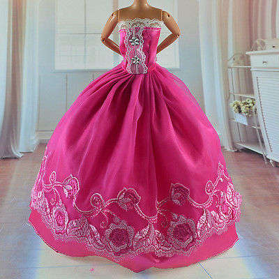 Barbie Fashion House -  Evening Dresses - Lovely Evening Gown in Pink