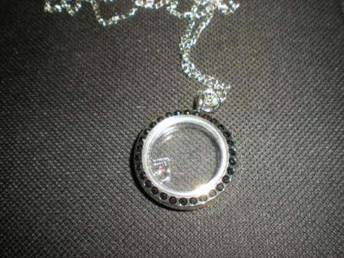Living Memory Floating Charm Locket Round with Black crystals & Love to shop - FREE Crystals