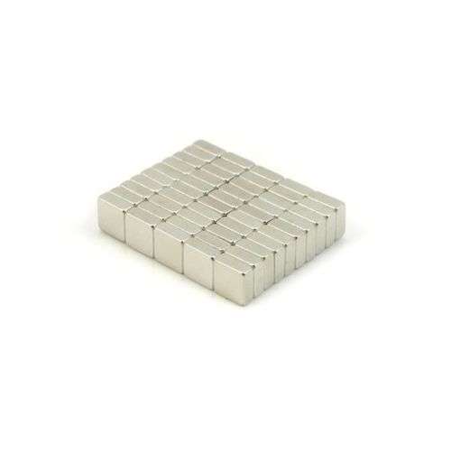 Make and Play Range, 100pcs 4x4x1 mm  Blocks Super strong Magnets N35 Craft Model