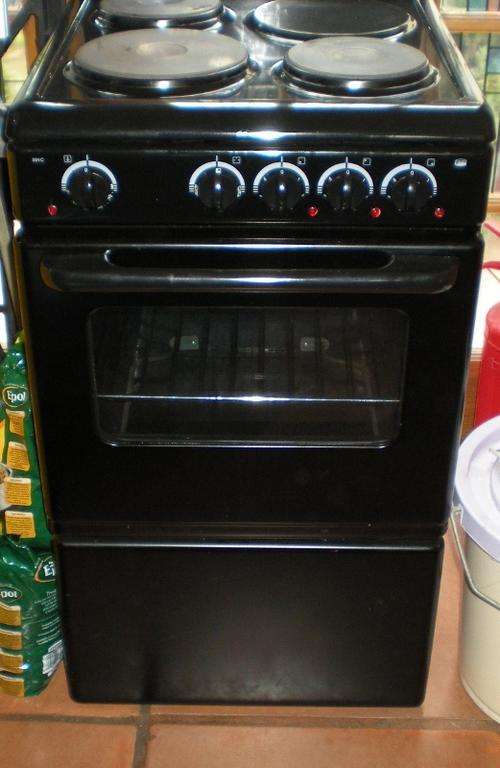 to be collected!!! Defy Stove Compact 3 Plate - Defy - Secondhand - please READ!!! description