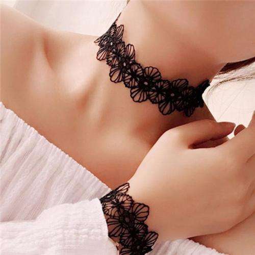 Lace Choker and Bracelet Set