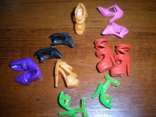 Barbie Fashion House, Barbie Shoes  6 pairs