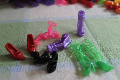 Barbie Fashion House, Barbie Shoes  5 pairs