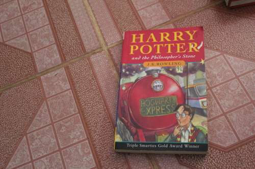 JK Rowlings - Harry Potter and the Philosopher Stone
