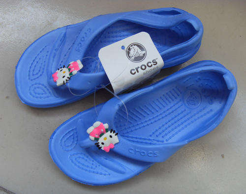 Hello Kitty Crocs - Flip Flops, Size 8 to 9
