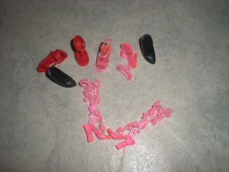 Barbie Fashion House, Barbie Shoes, 4 pair of Shoes
