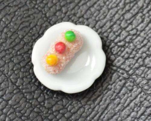 Barbie Miniature Food, Re ment Cake; Cake on Plate