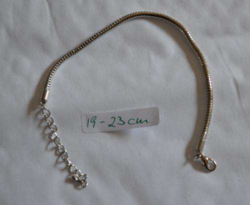 Fashionable bracelet, in Tibetan Silver, can be used for European Charms, 19 cm extendable to 23 cm