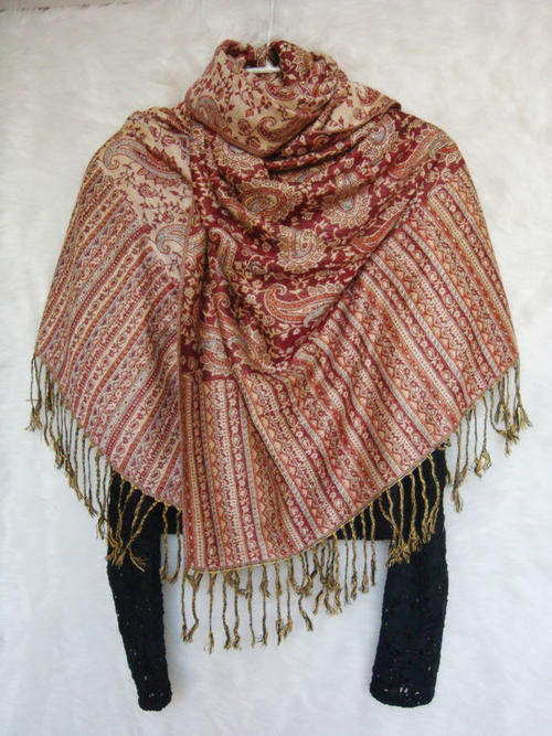 Lovely Pashmina Scarf, Red paisley
