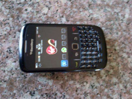 Blackberry 8520