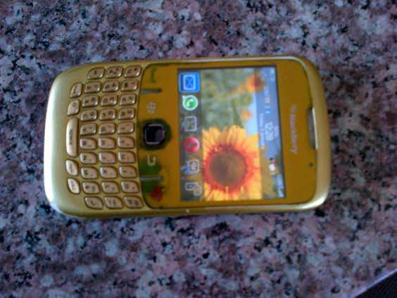 Blackberry 8520