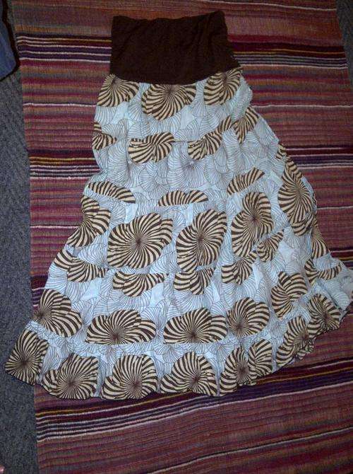 2 X BEAUTIFUL SKIRTS