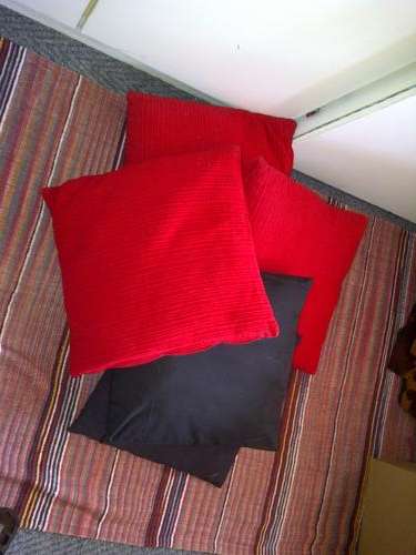 set of 5 Throw pillows