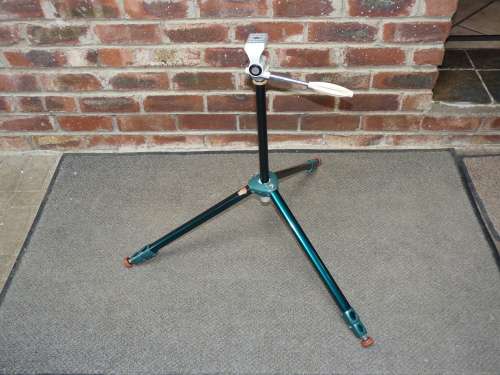 LINHOF ALUMINIUM TRIPOD green with LINHOF Head (2-way) incl. Original LINHOF Case -  collectors item
