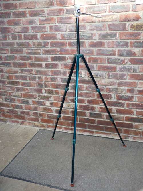 LINHOF ALUMINIUM TRIPOD green with LINHOF Head (2-way) incl. Original LINHOF Case -  collectors item