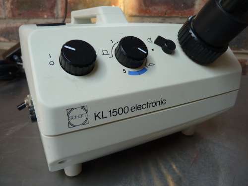 SCHOTT KL 1500 ELECTRONIC MACROLIGHT PLUS FOR STUDIO AND STILL PHOTOGRAPHY
