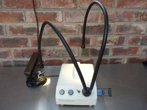 SCHOTT KL 1500 ELECTRONIC MACROLIGHT PLUS FOR STUDIO AND STILL PHOTOGRAPHY