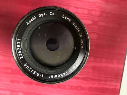 PENTAX Tele Takumar 200mm 5.6 M42 mount , incl. Case and Sunshade original