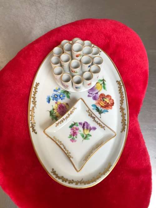 VINTAGE DRESDEN PORCELAIN Cigarette Holder Oval Tray and 3 Ashtrays - Germany