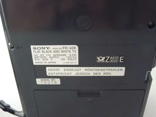 SONY WATCHMAN FD-42 E B+W TV VINTAGE COLLECTORS ITEM