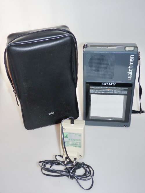 SONY WATCHMAN FD-42 E B+W TV VINTAGE COLLECTORS ITEM