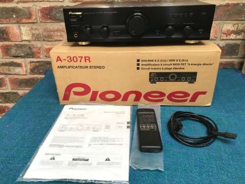 Pioneer A-307R Amplifier Stereo in very good condition