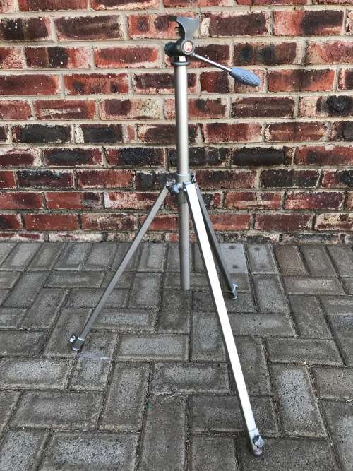 LINHOF TRIPOD ALUMINIUM WITH HEAD made in West Germany , collectors item