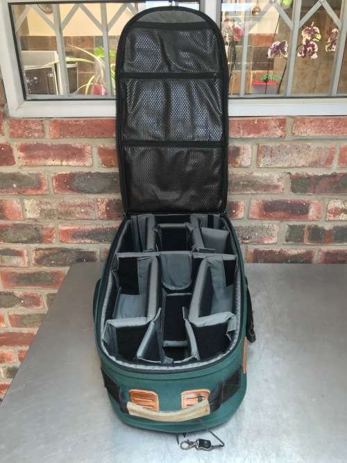 TAMRAC BACKPACK GREEN #787 , professional super photo backpack , in good condition