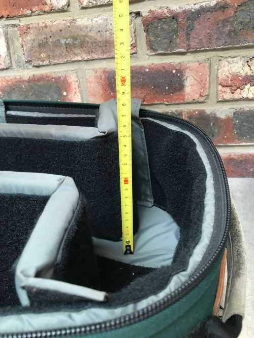 TAMRAC BACKPACK GREEN #787 , professional super photo backpack , in good condition