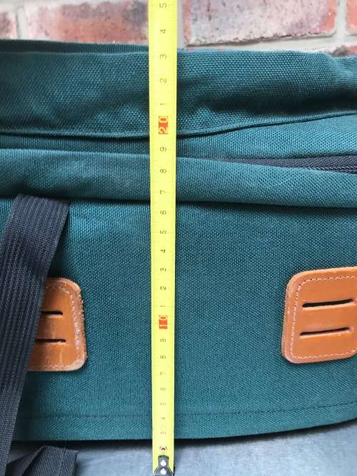 TAMRAC BACKPACK GREEN #787 , professional super photo backpack , in good condition
