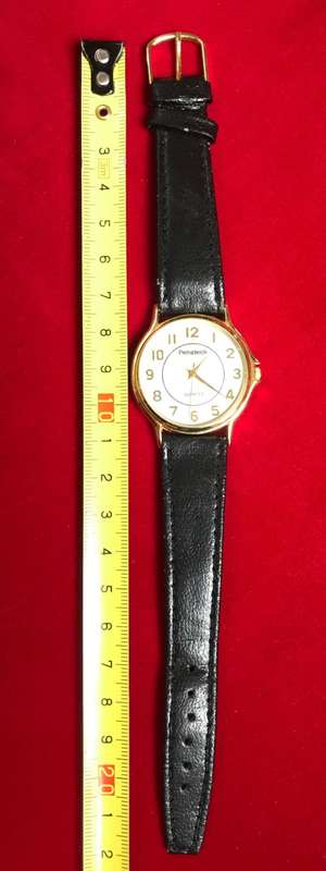 PENATECH QUARTZ, VINTAGE , JAPAN, 18 K GOLD PLATED TEXT ENGRAVED, COLLECTORS ITEM, CA. FROM 70s/80s