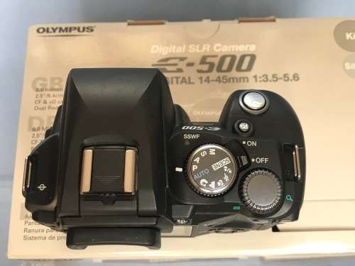 Olympus E-500 digital camera Body in very good working condition.