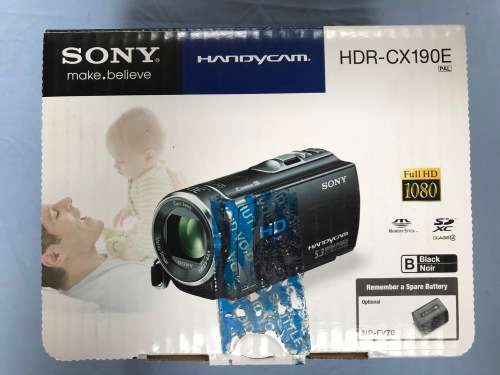 SONY HDR CX 190E, DIGITAL HD VIDEO CAMERA RECORDER, PAL, IN GOOD CONDITION