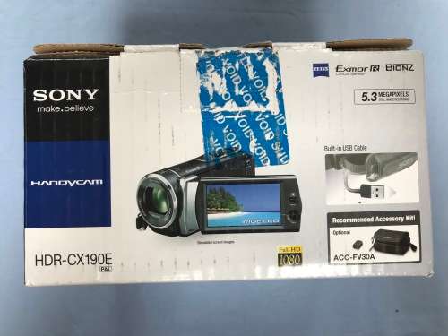 SONY HDR CX 190E, DIGITAL HD VIDEO CAMERA RECORDER, PAL, IN GOOD CONDITION