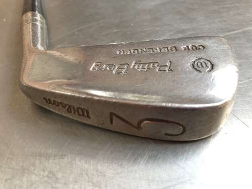 Wilson Clubs 3 + 7 + pitching wedge, Patty Berg, Cup Defender, vintage, collectors item