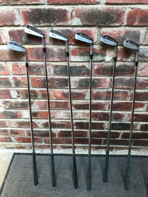 Wilson Blue Ridge Golf Clubs 4,5,6,8,9,pitching wedge ,sam snead , vintage, collectors item