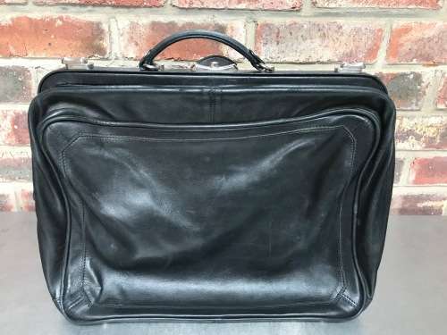 Seeger Doctor Bag , travel bag,vintage, 70s, in good condition, made in Germany