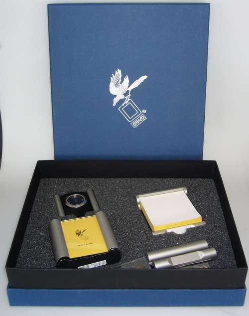 OFFICE DESK SET / METAL-ACCESSOIRES `ERNO`  MADE IN GERMANY / NEW /  TOP QUALITY. FROM THE 90s.