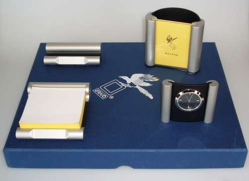 OFFICE DESK SET / METAL-ACCESSOIRES `ERNO`  MADE IN GERMANY / NEW /  TOP QUALITY. FROM THE 90s.